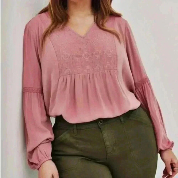 torrid Tops - Torrid Crinkle‎ Gauze Embroidered Top